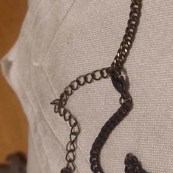 Three Wise Owls' Long Diamante Pendant Necklace In Burn Gold Metal - Picture 3 of 4